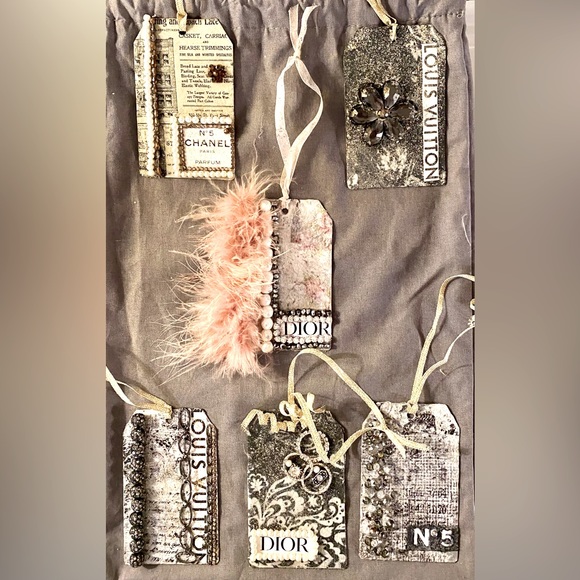 Designer Inspired Swarovski Crystal Gift Tags, Bags Tags, Wine Tags, Ornaments - Picture 1 of 8